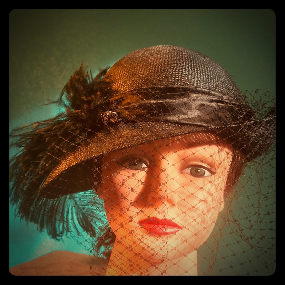 1960’s veiled,feathered vintage hat